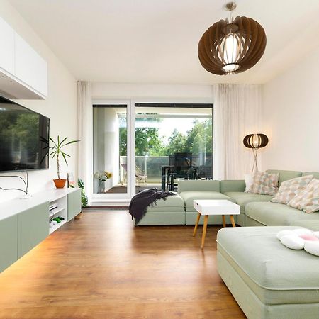 Homeawayhome By The River Ceske Budejovice Ngoại thất bức ảnh